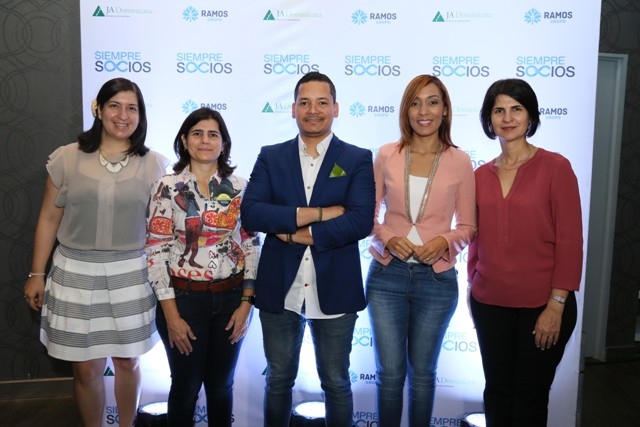 Emprendedores dominicanos motivan a estudiantes en cierre de Siempre Socios 2017